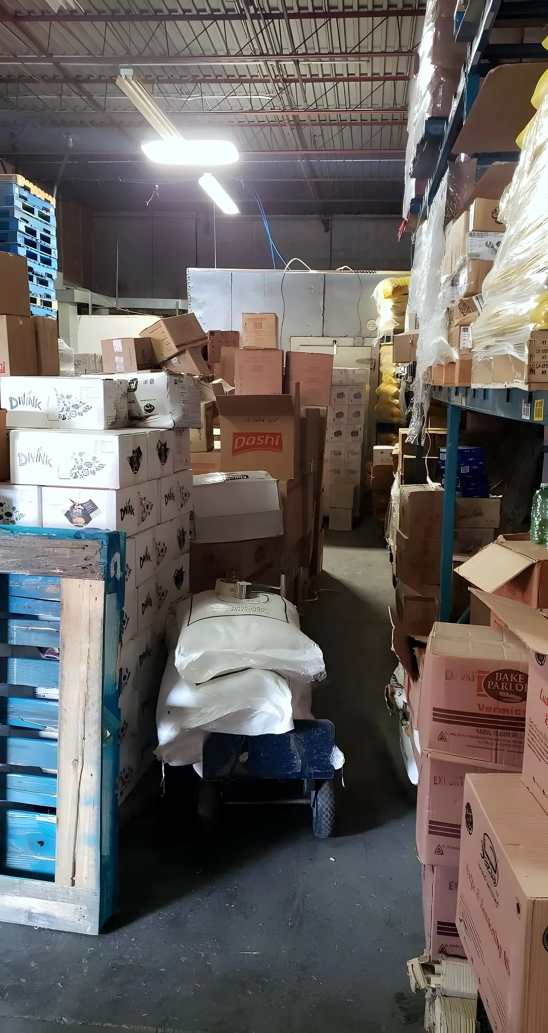 Dry warehouse in Mississauga
